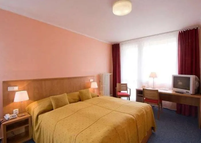 Hotel Areal Repy
